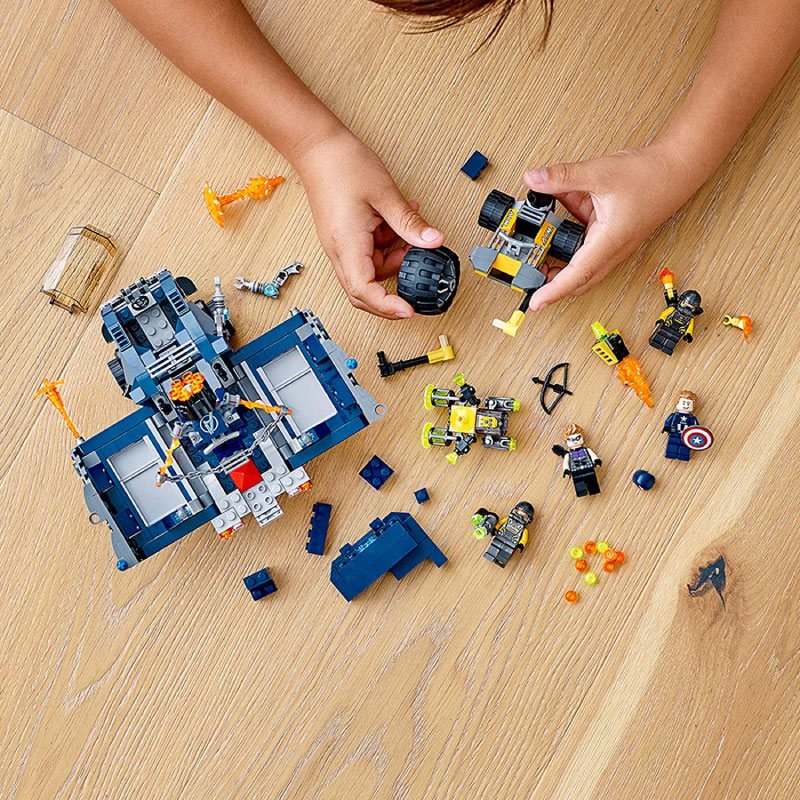 Lego Super Heroes 76143 Avengers Truck Take-down V29