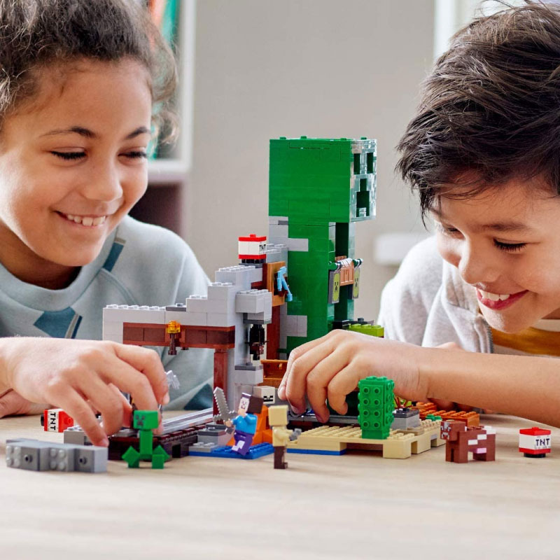 Lego Minecraft 21155 The Creeper Mine