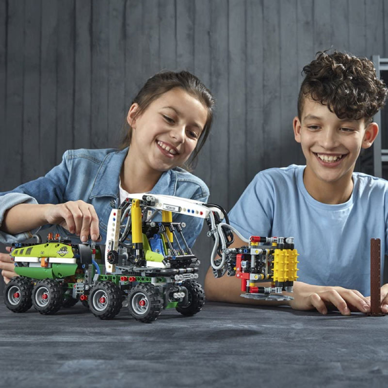 Lego Technic 42080 Forest Machine