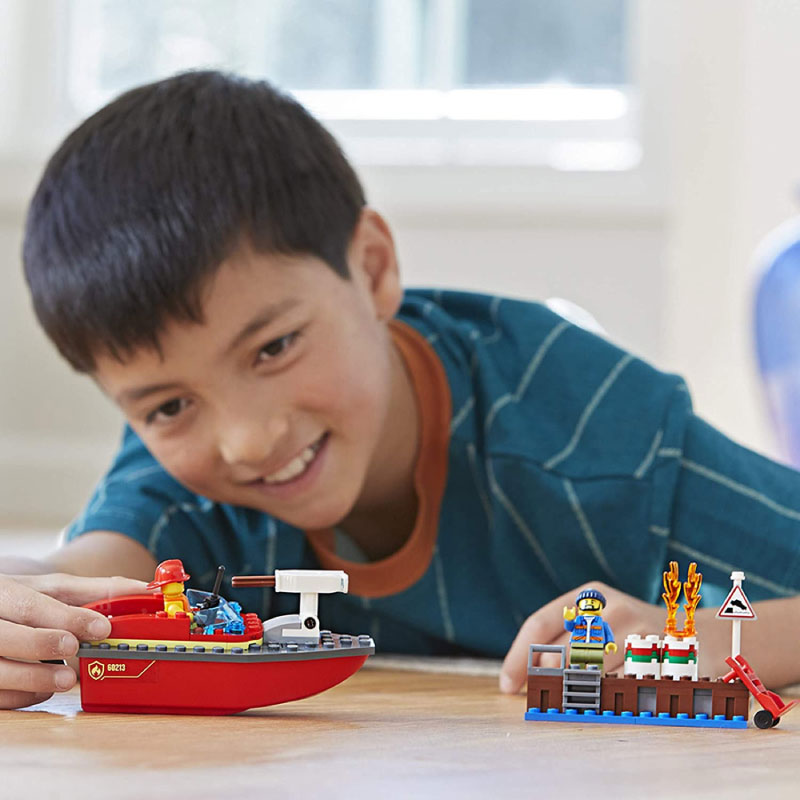 Lego City 60213 Dock Side Fire