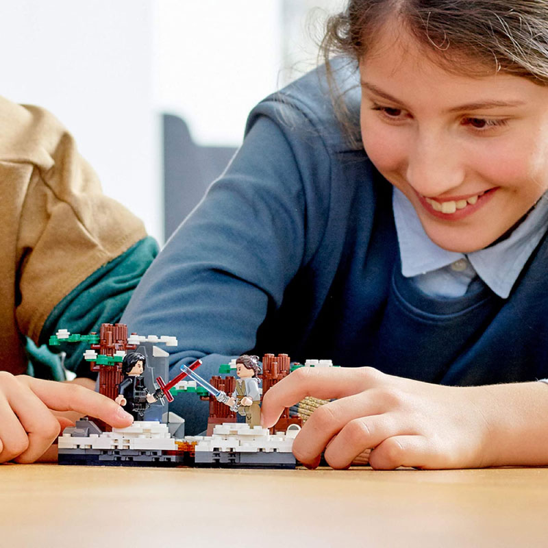 Lego Star Wars 75236 The Force Awakens Duel on Starkiller Base