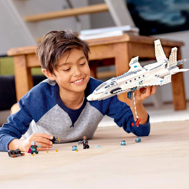 Lego Marvel Spider-Man Far From Home 76130 Stark Jet and the Drone Attack