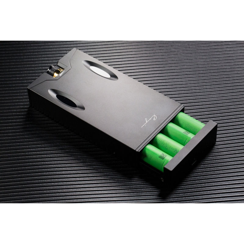 Cayin C9 Portable Amplifier