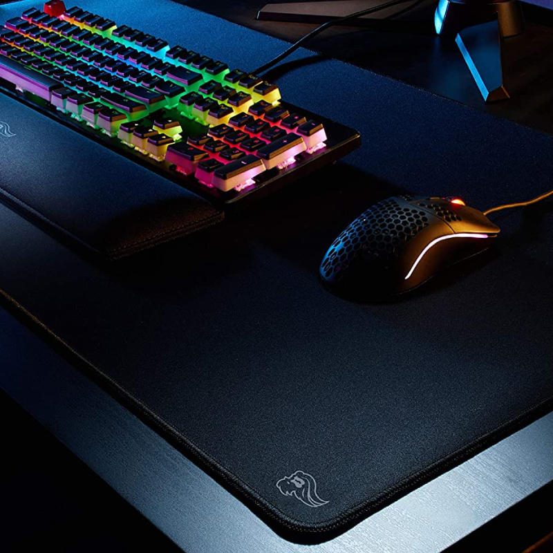 แผ่นรองเมาส์ Glorious Stealth Gaming Mousepad