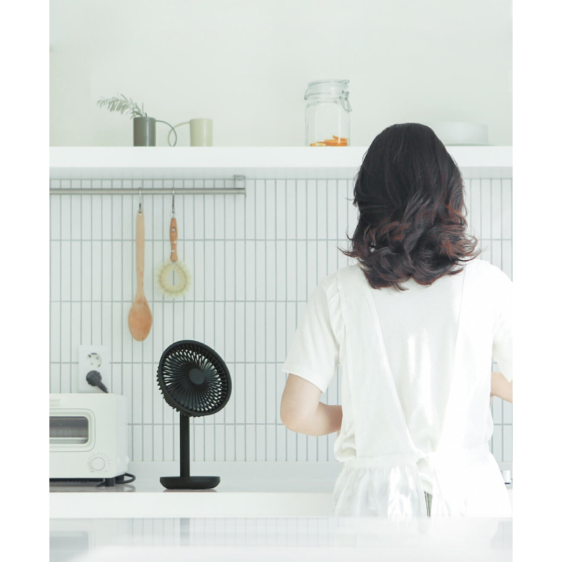 พัดลมตั้งโต๊ะ Pando Rechargeable Table Fan P1 Black
