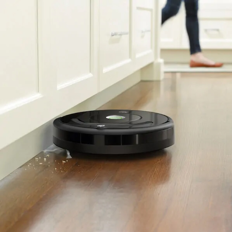 หุ่นยนต์ดูดฝุ่น iRobot Roomba 670 Robot Vacuum Cleaner