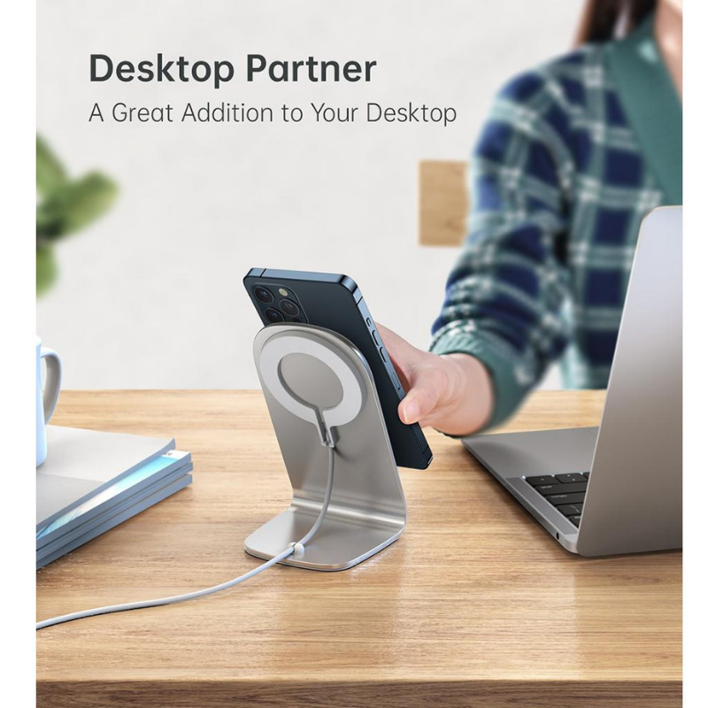 แท่นชาร์จไร้สาย Choetech H047+T517 15W Magenetic Holder Wireless